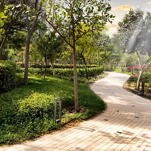  شقة By Latinem Luxury 2br Cvr B1307 Near Burj Khalifa